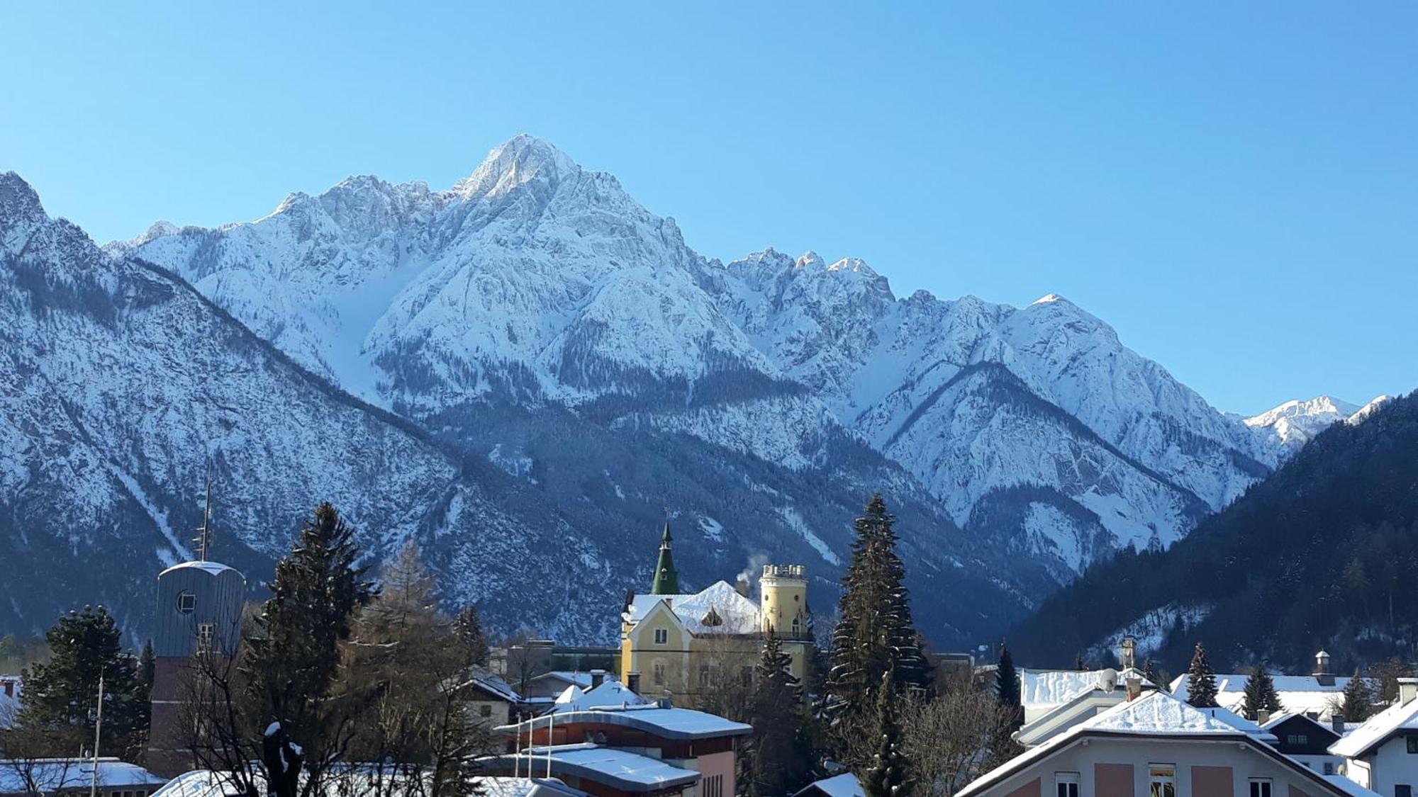 Dolomitenhotel Lienz Exteriör bild