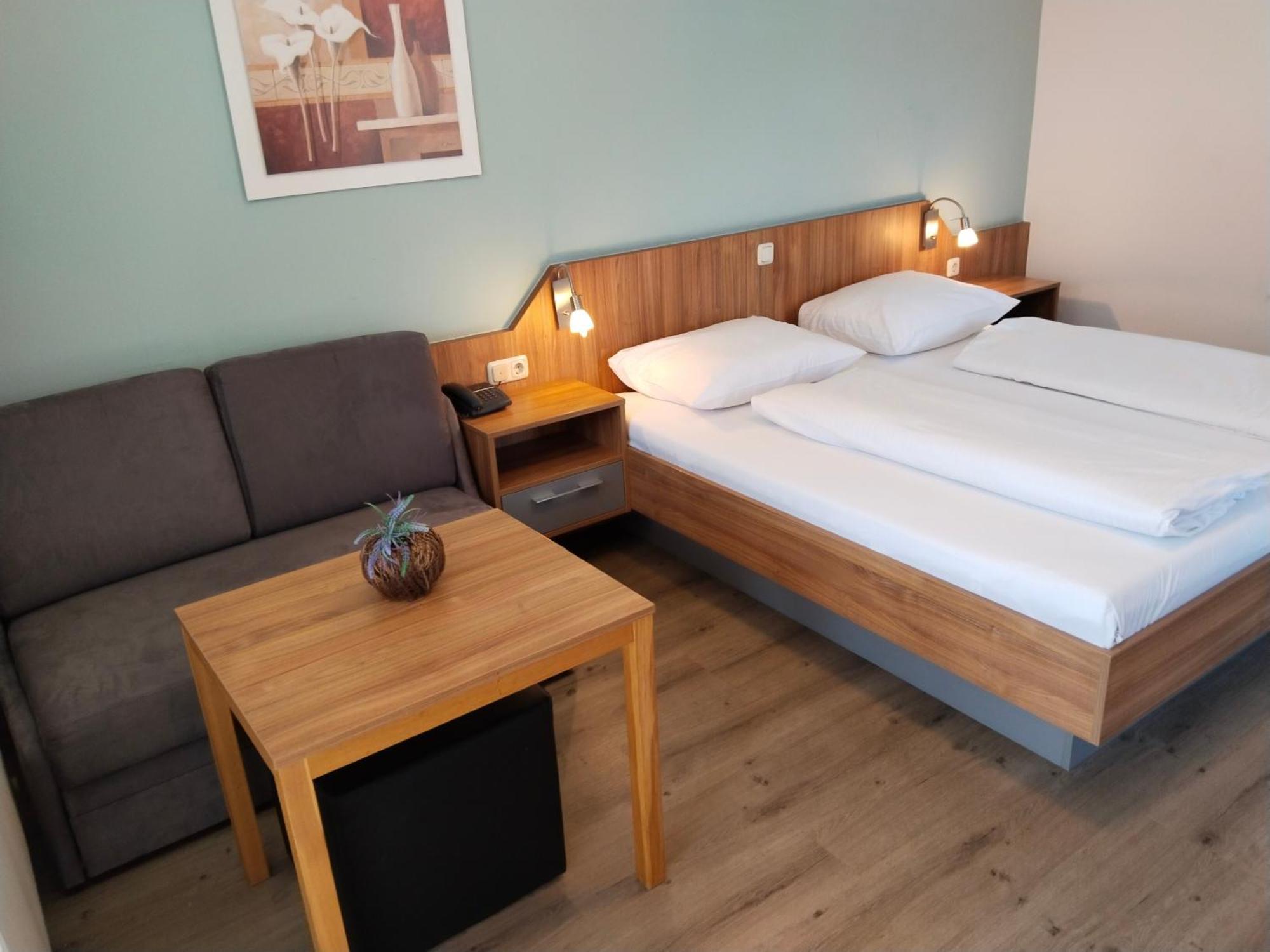Dolomitenhotel Lienz Exteriör bild