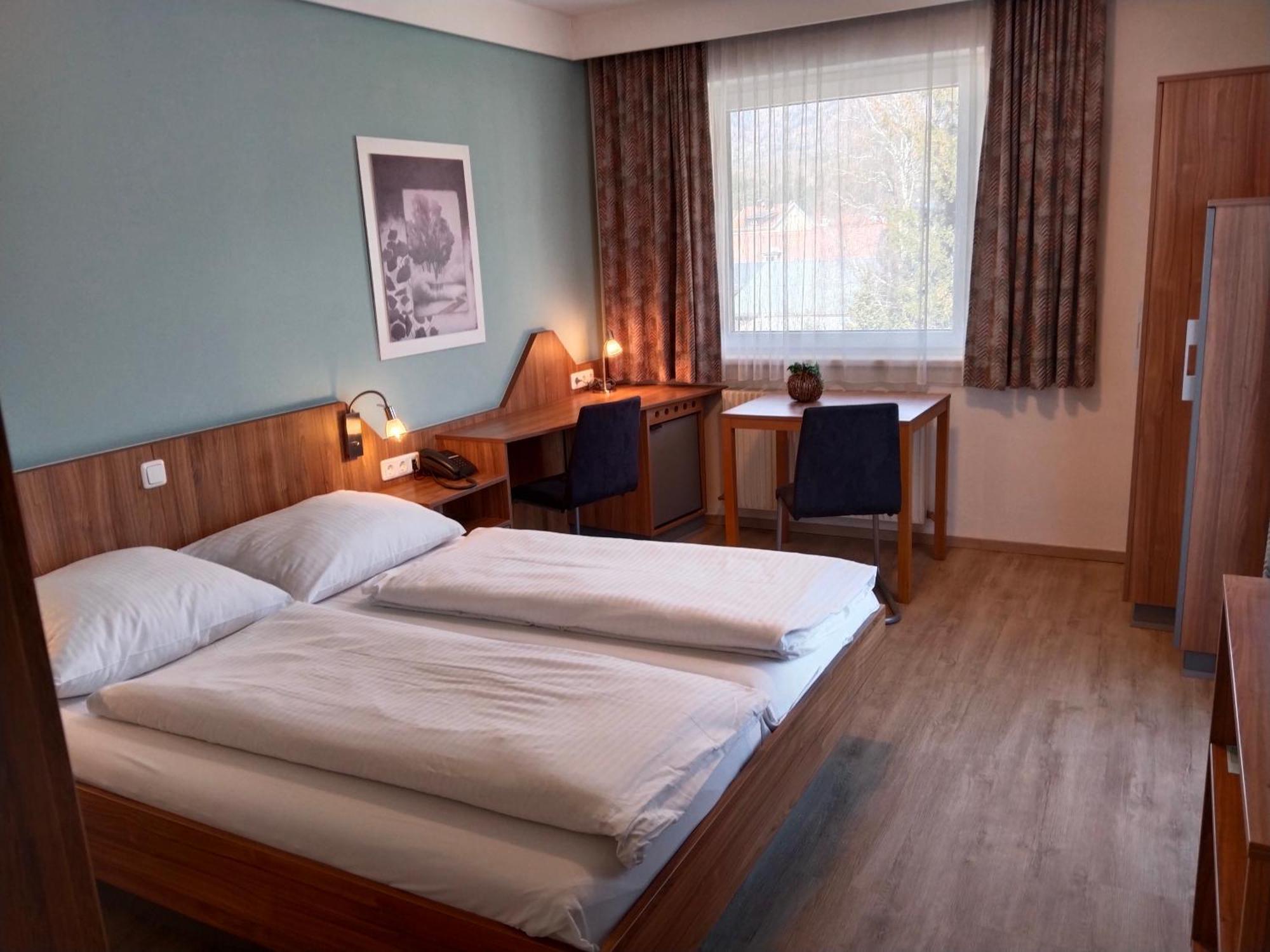 Dolomitenhotel Lienz Exteriör bild